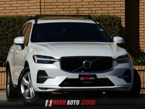 Used 2022 Volvo XC60 B5 Momentum AWD/4WD image 1