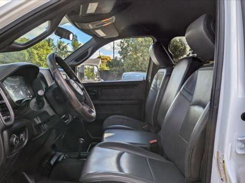 Used 2021 RAM 3500 Tradesman w/ Chrome Appearance Group image 14