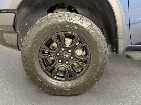 Used 2022 Chevrolet Silverado 1500 ZR2 w/ Technology Package AWD/4WD image 33