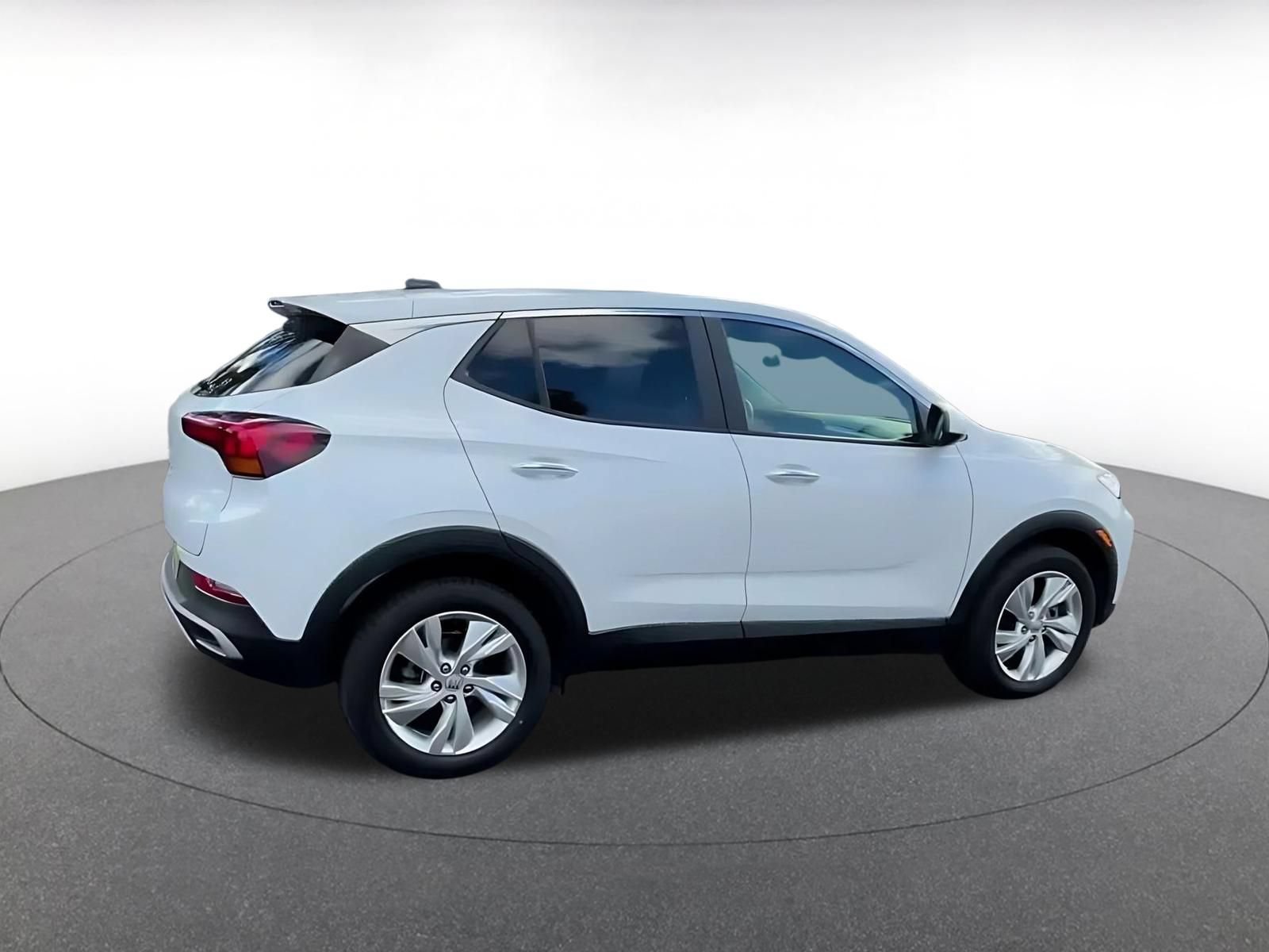Used 2025 Buick Encore GX Preferred AWD/4WD image 13