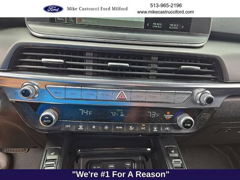 Used 2022 Kia Telluride S AWD/4WD image 9