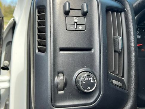 Used 2015 Chevrolet Silverado 2500 W/T w/ WT Convenience Package AWD/4WD image 24