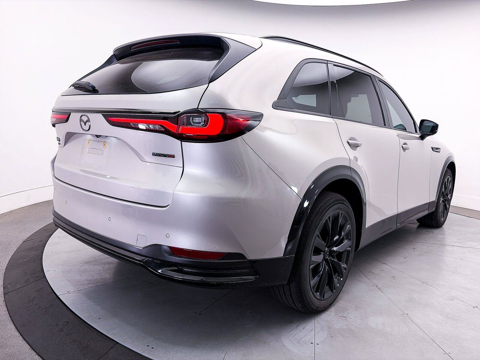 Used 2026 MAZDA CX-90 3.3 Turbo S w/ Premium Package AWD/4WD image 16
