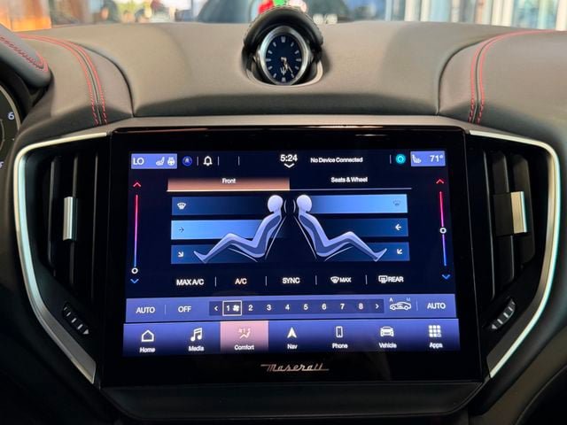 Used 2021 Maserati Ghibli S Q4 AWD/4WD image 30
