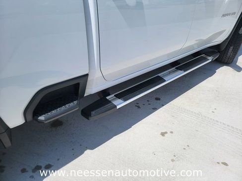 Used 2025 Chevrolet Silverado 2500 LT AWD/4WD image 8