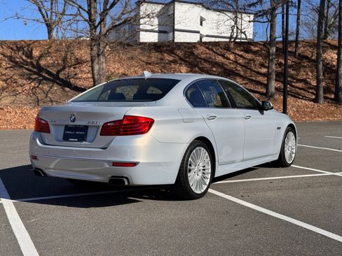 Used 2016 BMW 550i xDrive Sedan image 12