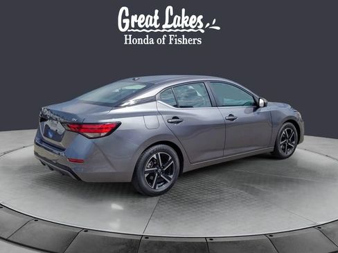 Used 2024 Nissan Sentra SV FWD image 5