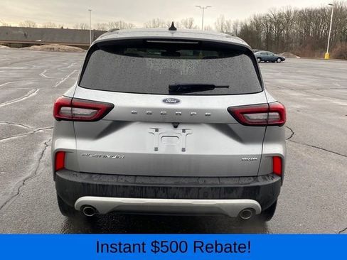 Used 2023 Ford Escape Platinum image 5