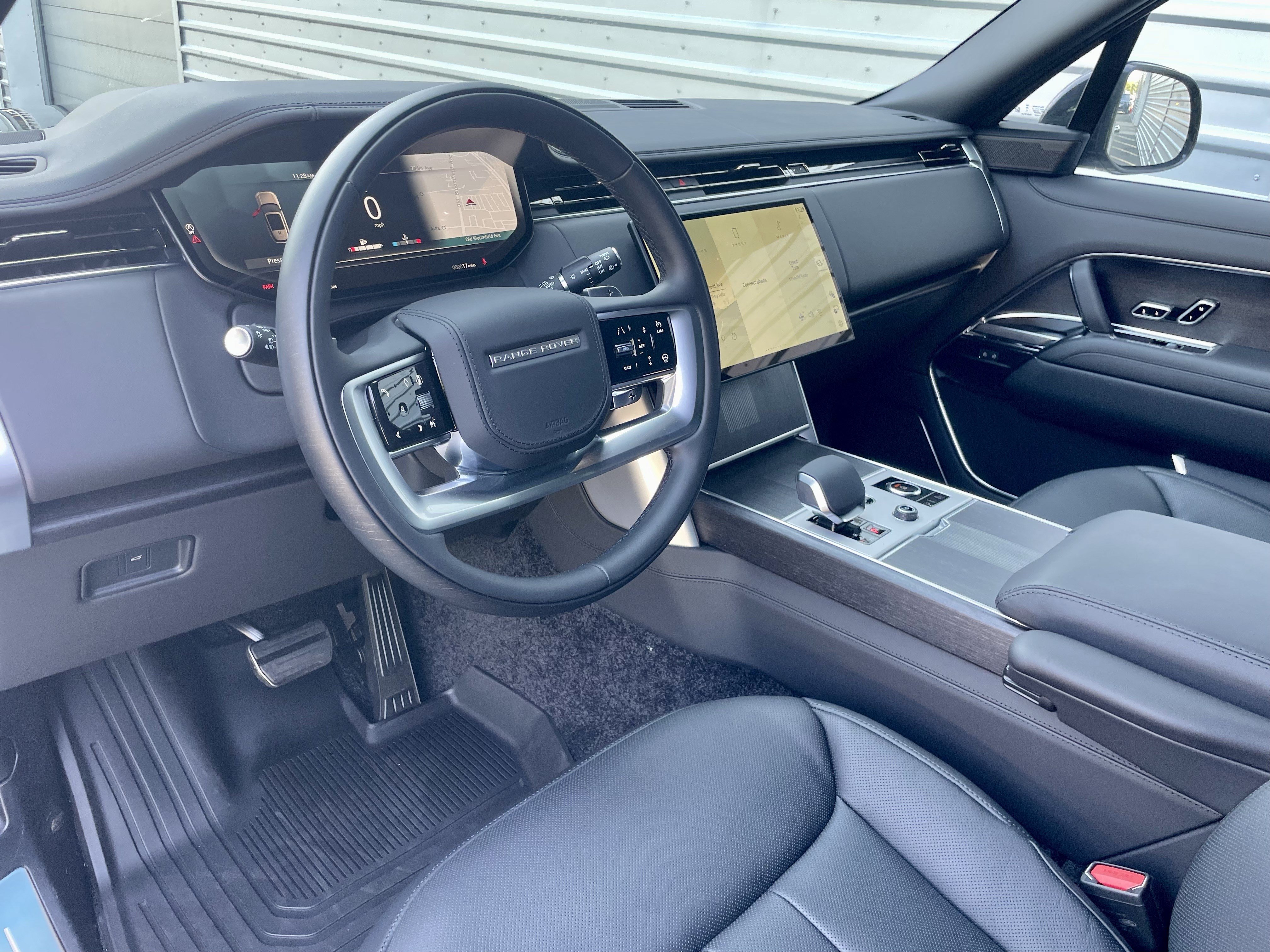 New 2027 Land Rover Range Rover Long Wheelbase Autobiography AWD/4WD image 13