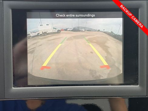 Used 2020 Chrysler Pacifica Touring-L FWD image 7