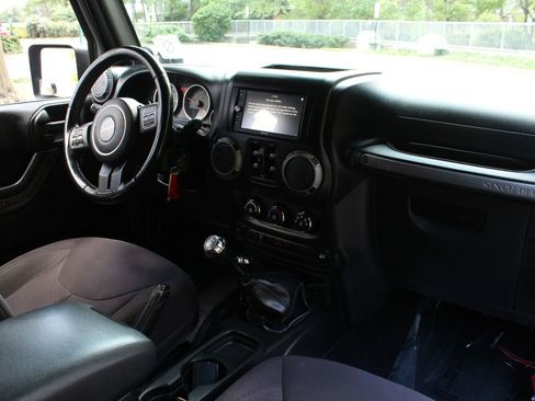 Used 2014 Jeep Wrangler Unlimited Sport w/ Quick Order Package 23S AWD/4WD image 24