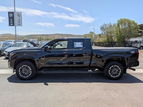 Used 2024 Toyota Tacoma TRD Sport RWD image 5
