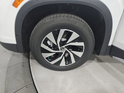 New 2026 Volkswagen Tiguan S AWD/4WD image 25