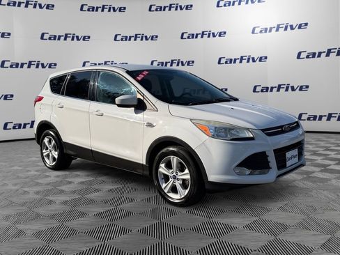 Used 2014 Ford Escape SE image 8