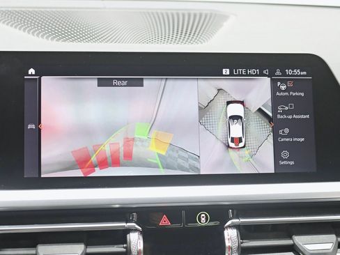 Used 2021 BMW 330i xDrive Sedan w/ M Sport Package image 19