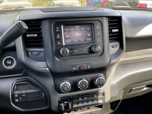 Used 2022 RAM 3500 Tradesman w/ Safety Group image 6