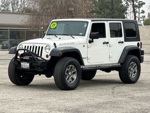 Used 2009 Jeep Wrangler Unlimited Rubicon w/ Dual Top Group image 8