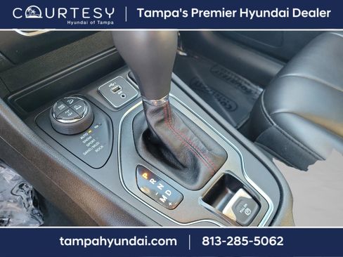 Used 2021 Jeep Cherokee Trailhawk w/ Comfort/Convenience Group image 34