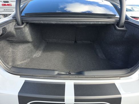 Used 2022 Dodge Charger SRT Hellcat w/ Harman/Kardon Audio Group image 23