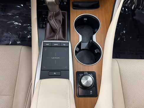 Used 2020 Lexus RX 350 FWD w/ Premium Package image 18