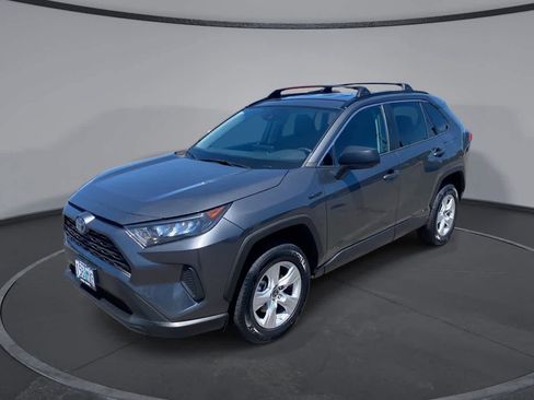 Certified 2021 Toyota RAV4 LE AWD/4WD image 1