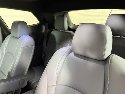 Used 2023 Buick Enclave Essence w/ Experience Buick Package image 23