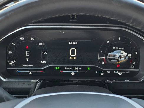 Certified 2023 GMC Sierra 1500 SLT w/ SLT Convenience Package image 32