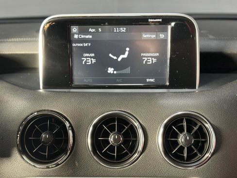 Used 2020 Kia Stinger GT RWD image 16