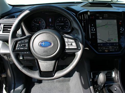 Used 2025 Subaru Ascent Bronze Edition w/ Onyx Package image 12