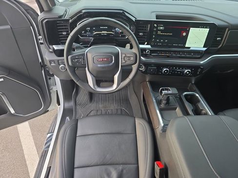 Used 2024 GMC Sierra 1500 SLT w/ SLT Premium Package image 15