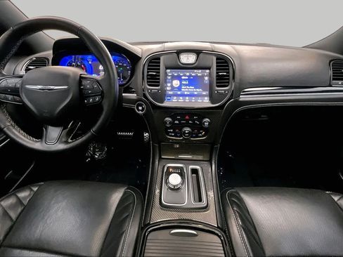 Used 2023 Chrysler 300 C RWD image 16