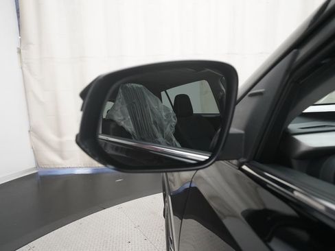 Used 2018 Toyota RAV4 XLE AWD/4WD image 21