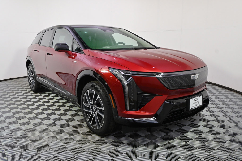 New 2026 Cadillac Optiq Sport 1 w/ LPO, Floor Liner Package AWD/4WD image 9