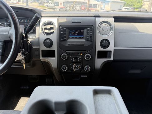 Used 2014 Ford F150 XLT w/ XLT Chrome Package AWD/4WD image 18