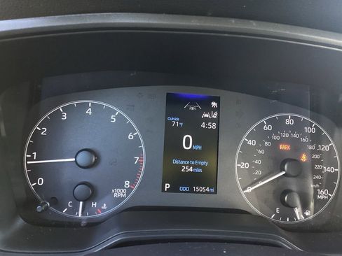 Certified 2025 Toyota Corolla Cross L AWD/4WD image 12