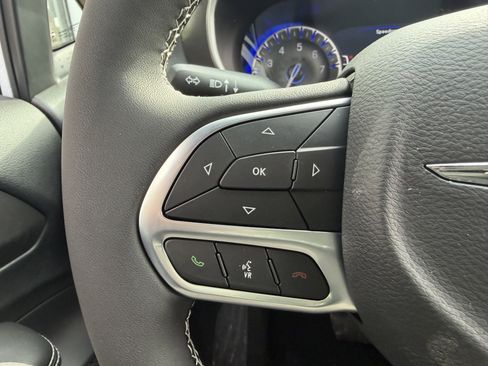 New 2026 Chrysler Voyager LX image 37