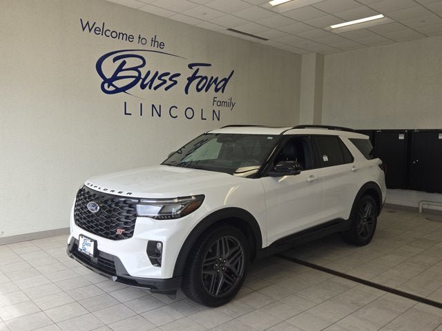 Used 2025 Ford Explorer ST AWD/4WD image 1