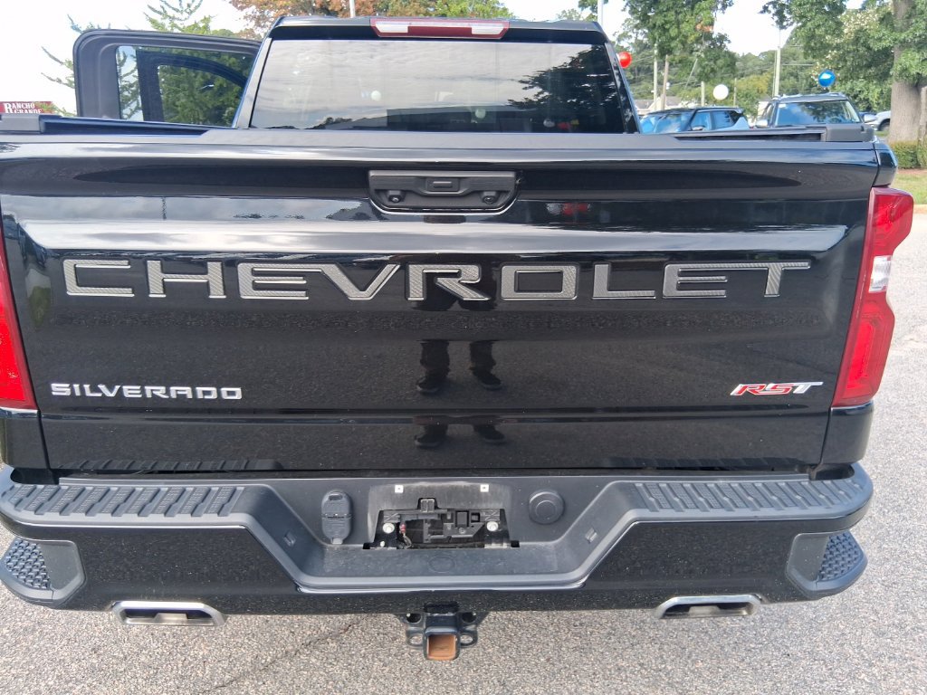 Used 2023 Chevrolet Silverado 1500 RST AWD/4WD image 18
