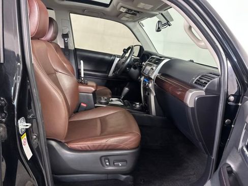 Used 2016 Toyota 4Runner Limited image 28