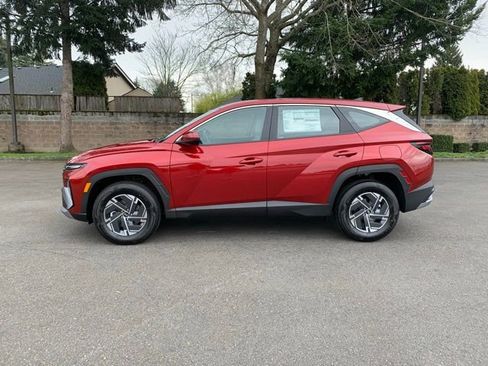 New 2026 Hyundai Tucson Blue SE w/ Tow & Go Package image 2