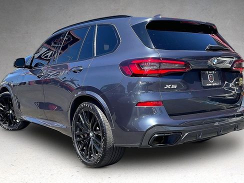Used 2021 BMW X5 sDrive40i w/ M Sport Package RWD image 3