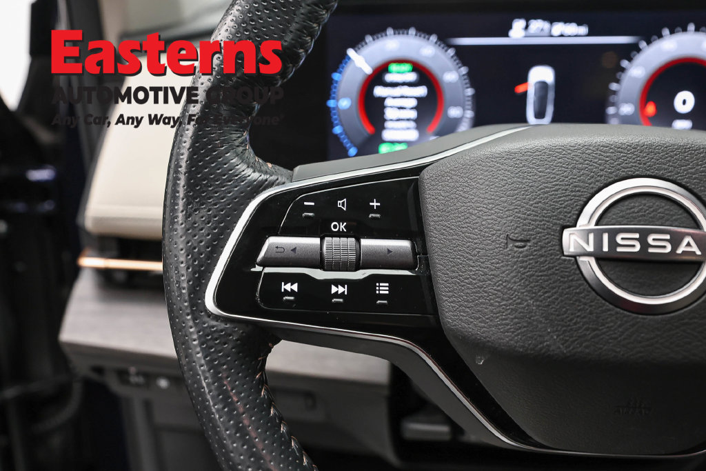 Used 2023 Nissan Ariya AWD image 16