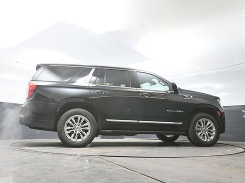 Used 2024 GMC Yukon SLT image 52