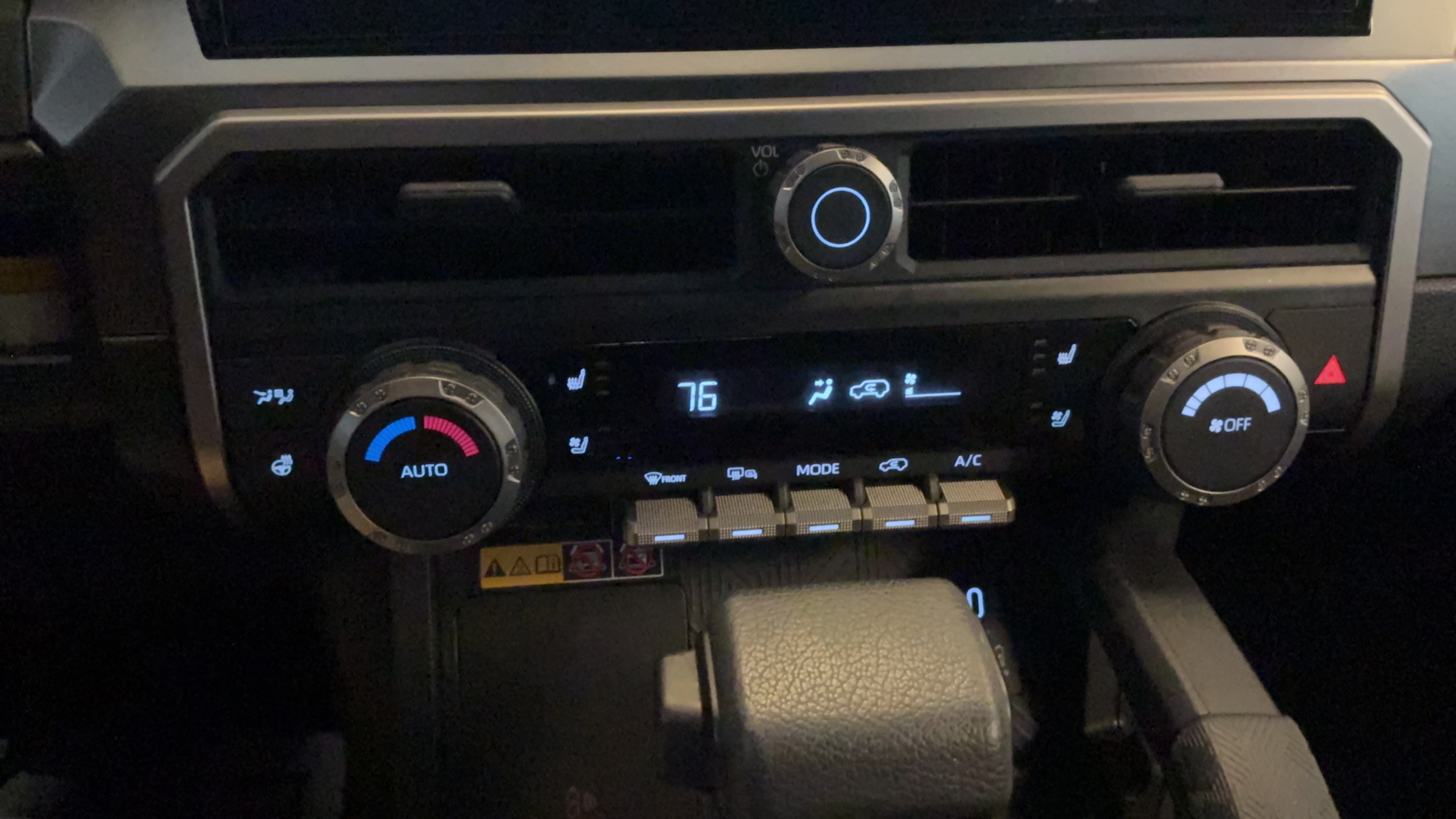Certified 2025 Toyota 4Runner TRD Off-Road Premium AWD/4WD image 13