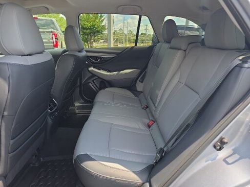 Used 2024 Subaru Outback Limited AWD/4WD image 12