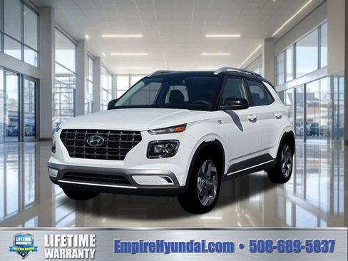 New 2026 Hyundai Venue SEL FWD image 1