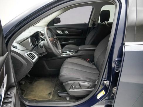 Used 2017 GMC Terrain SLE FWD image 23