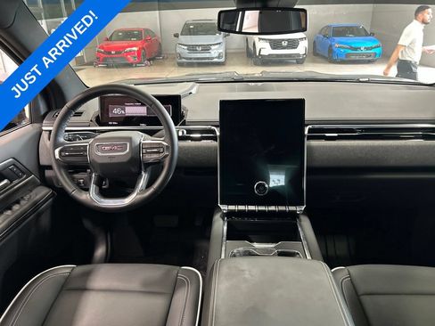Used 2026 GMC Sierra EV Elevation AWD/4WD image 5