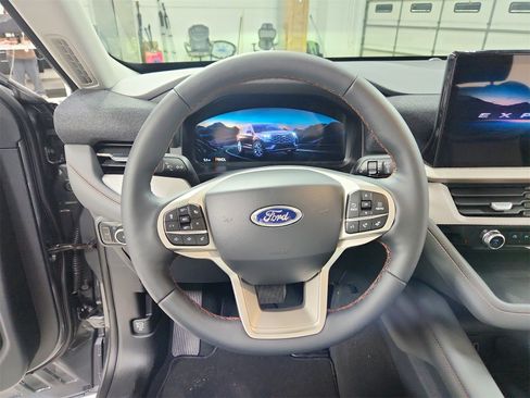 New 2026 Ford Explorer Active image 22