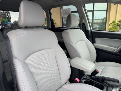 Used 2014 Subaru Forester 2.5i Premium w/ Popular Package #2 AWD/4WD image 23